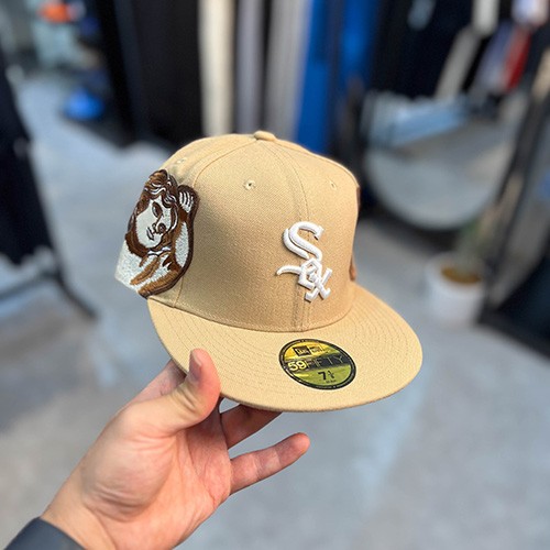 کلاه کپ فیت بک نیو ارا (NEW ERA SOX) نسکافه ای فرشته سایز (1/8)7 (56.8 CM)